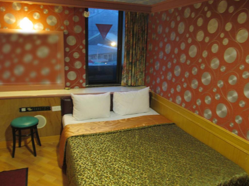 One Plus One Hotel Taipei Rum bild